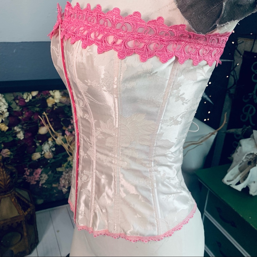 Pink Corset - Picture 3 of 12